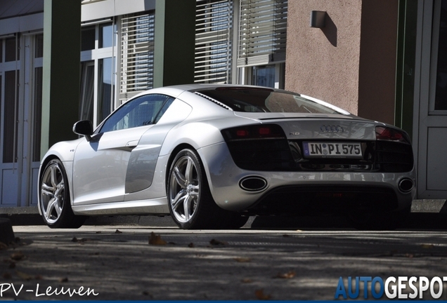 Audi R8 V10