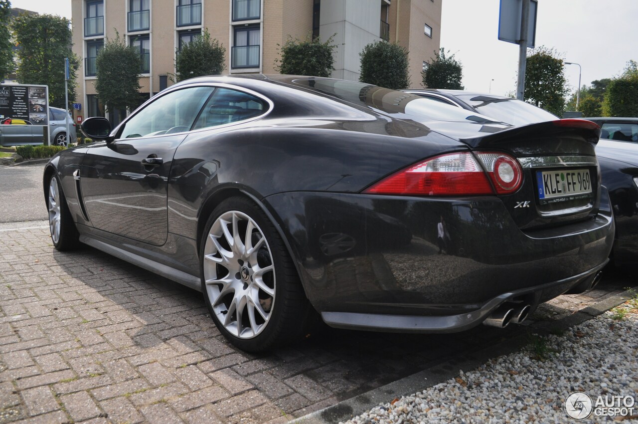 Jaguar XKR-S