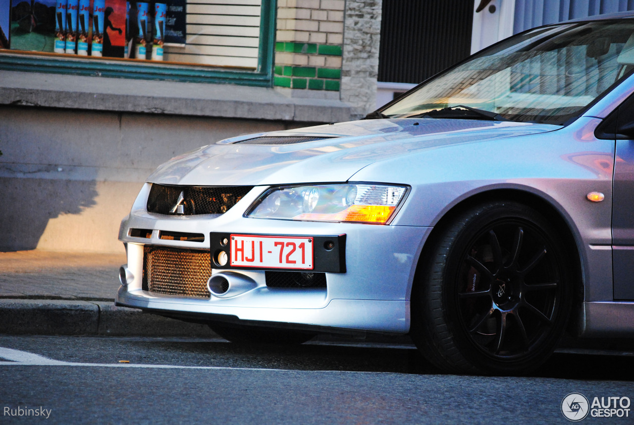 Mitsubishi Lancer Evolution IX