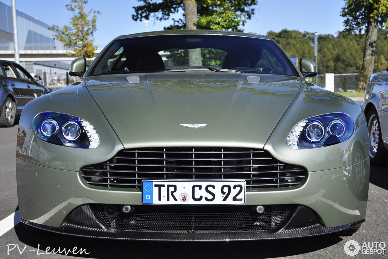 Aston Martin V8 Vantage S