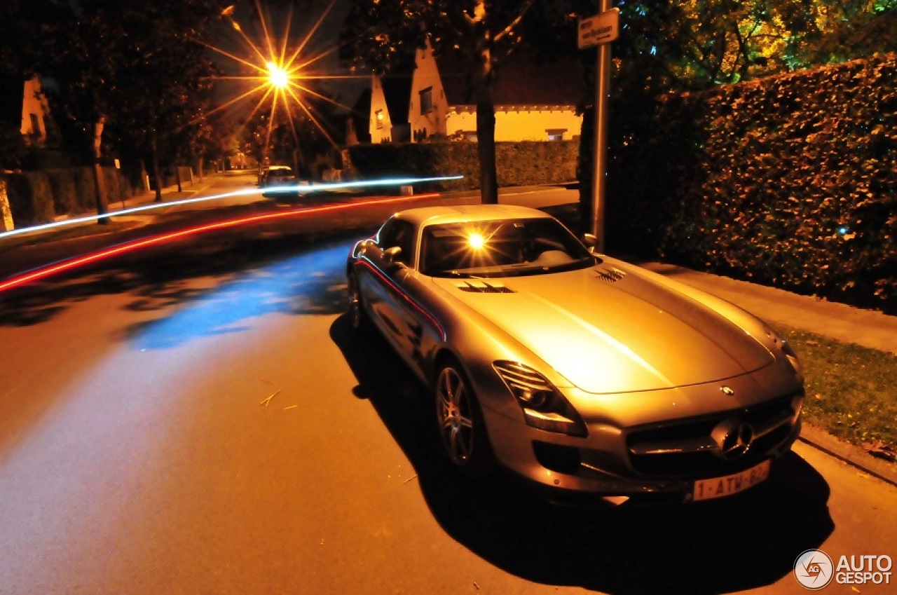 Mercedes-Benz SLS AMG