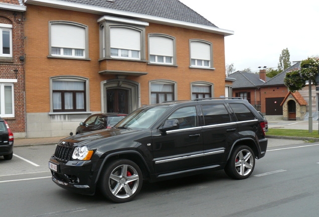 Jeep Grand Cherokee SRT-8 2005