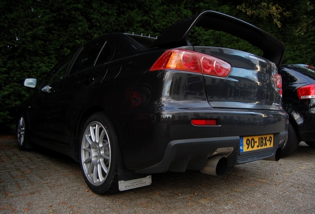 Mitsubishi Lancer Evolution X