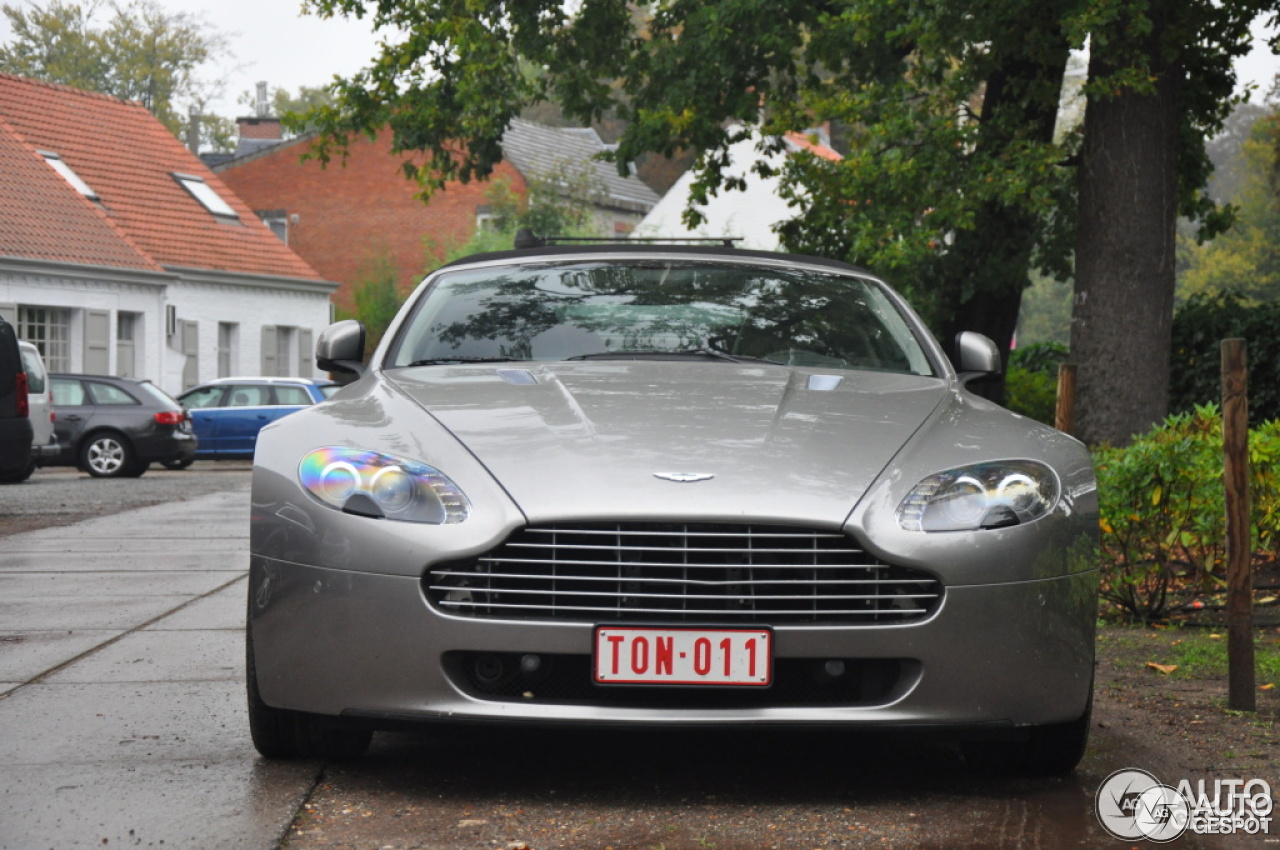 Aston Martin V8 Vantage Roadster