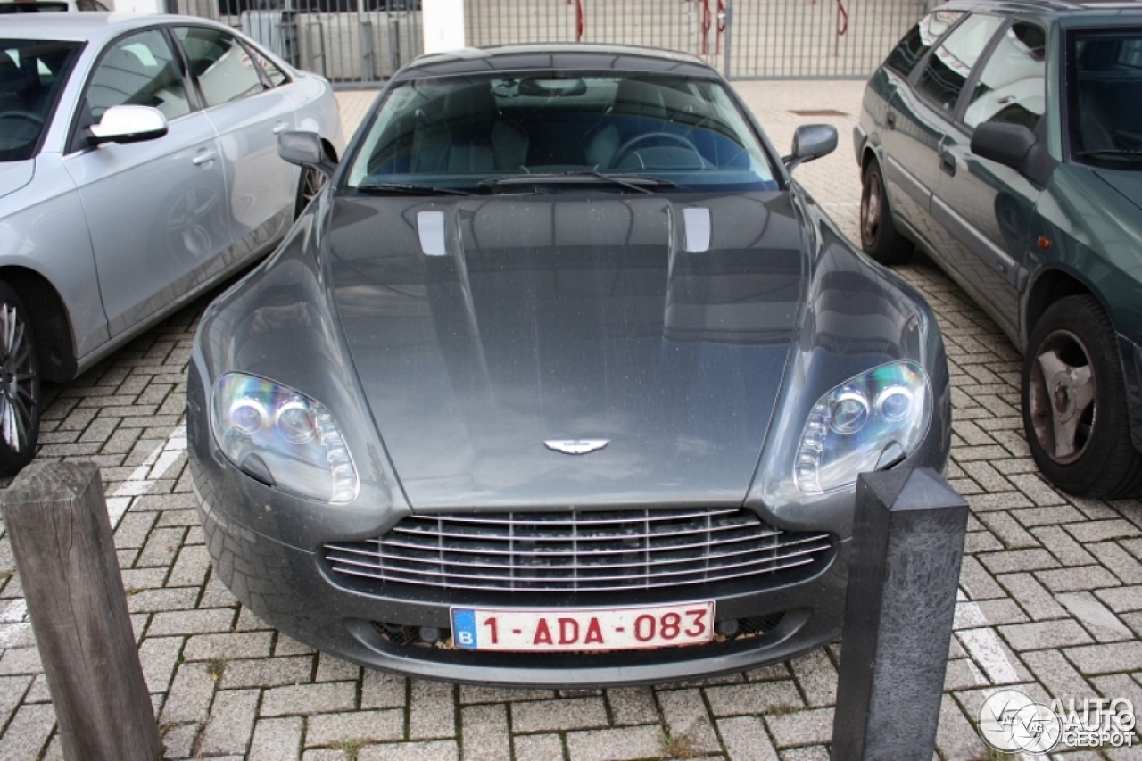 Aston Martin V8 Vantage