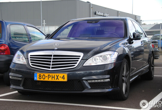 Mercedes-Benz S 63 AMG W221 2011