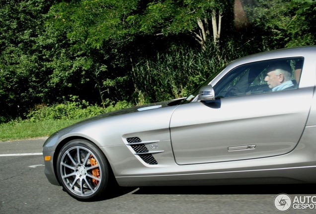 Mercedes-Benz SLS AMG