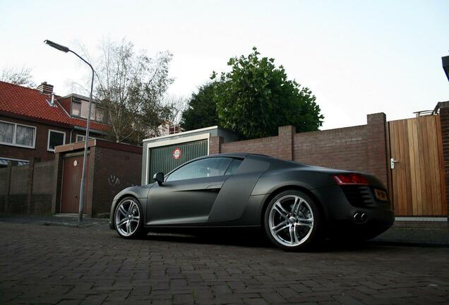 Audi R8