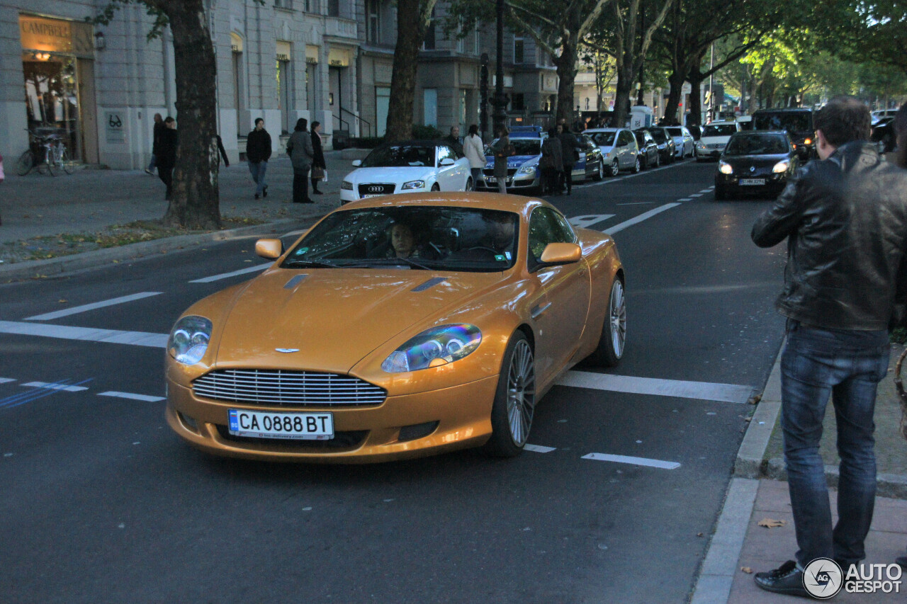 Aston Martin DB9