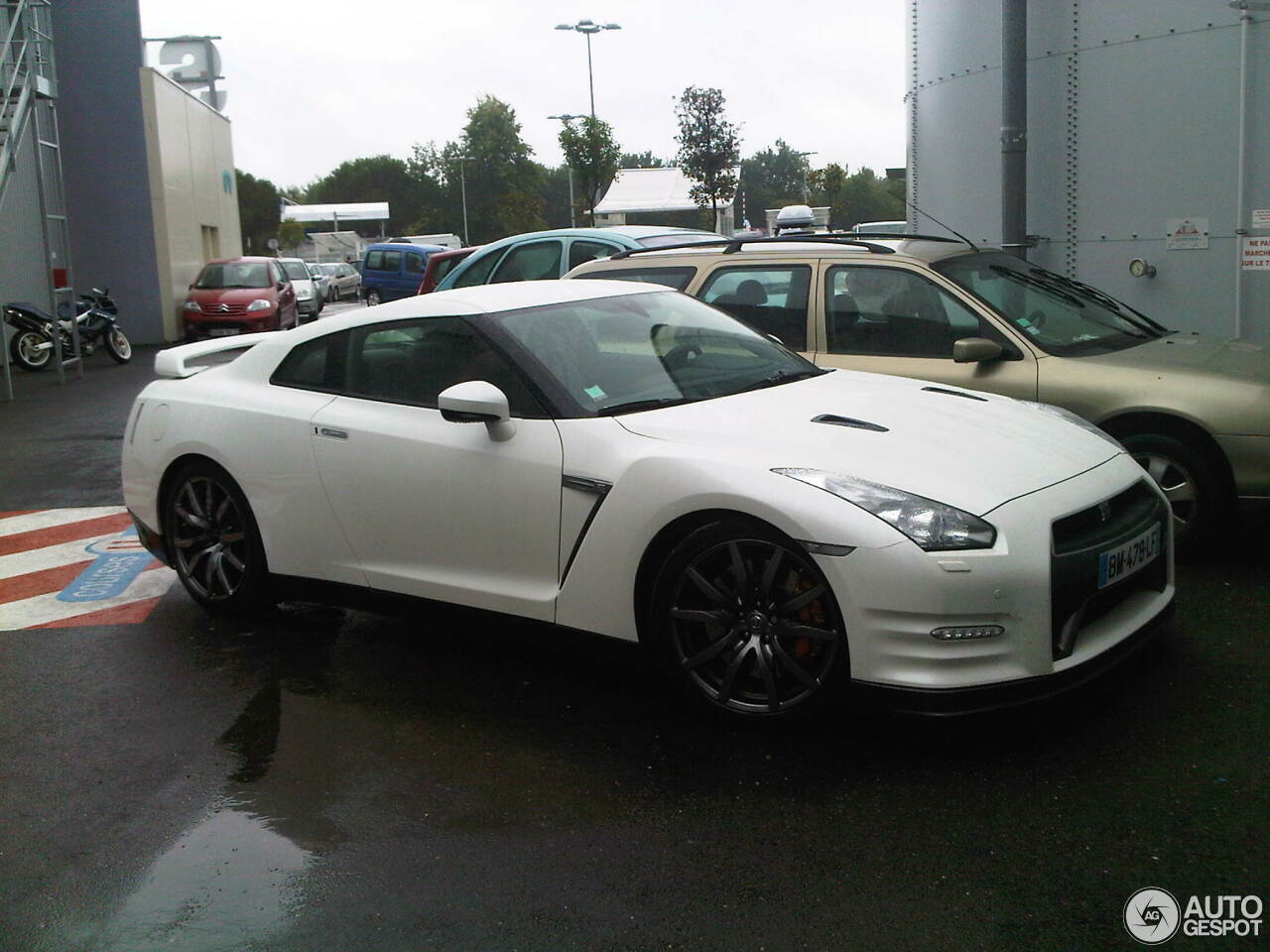 Nissan GT-R 2011