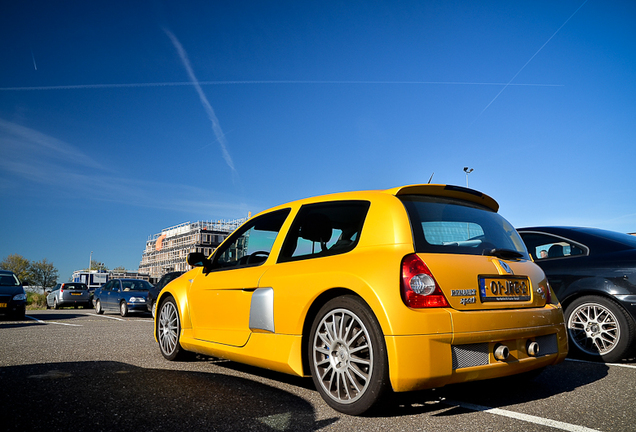 Renault Clio V6 Phase II