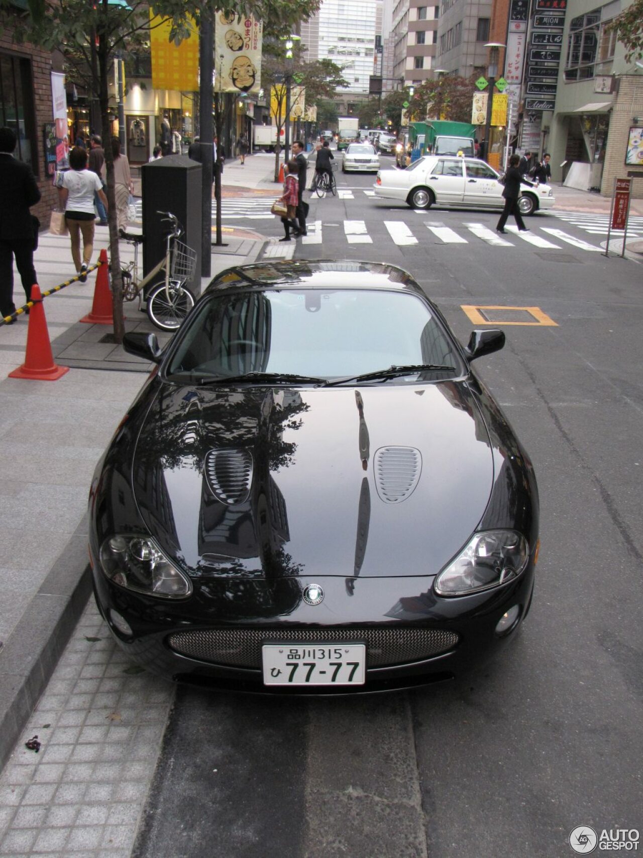 Jaguar XKR