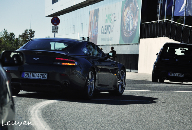 Aston Martin V8 Vantage