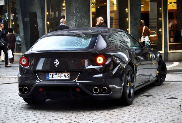 Ferrari FF