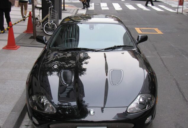 Jaguar XKR