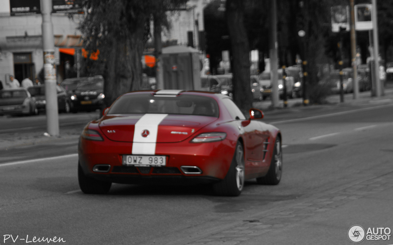 Mercedes-Benz SLS AMG