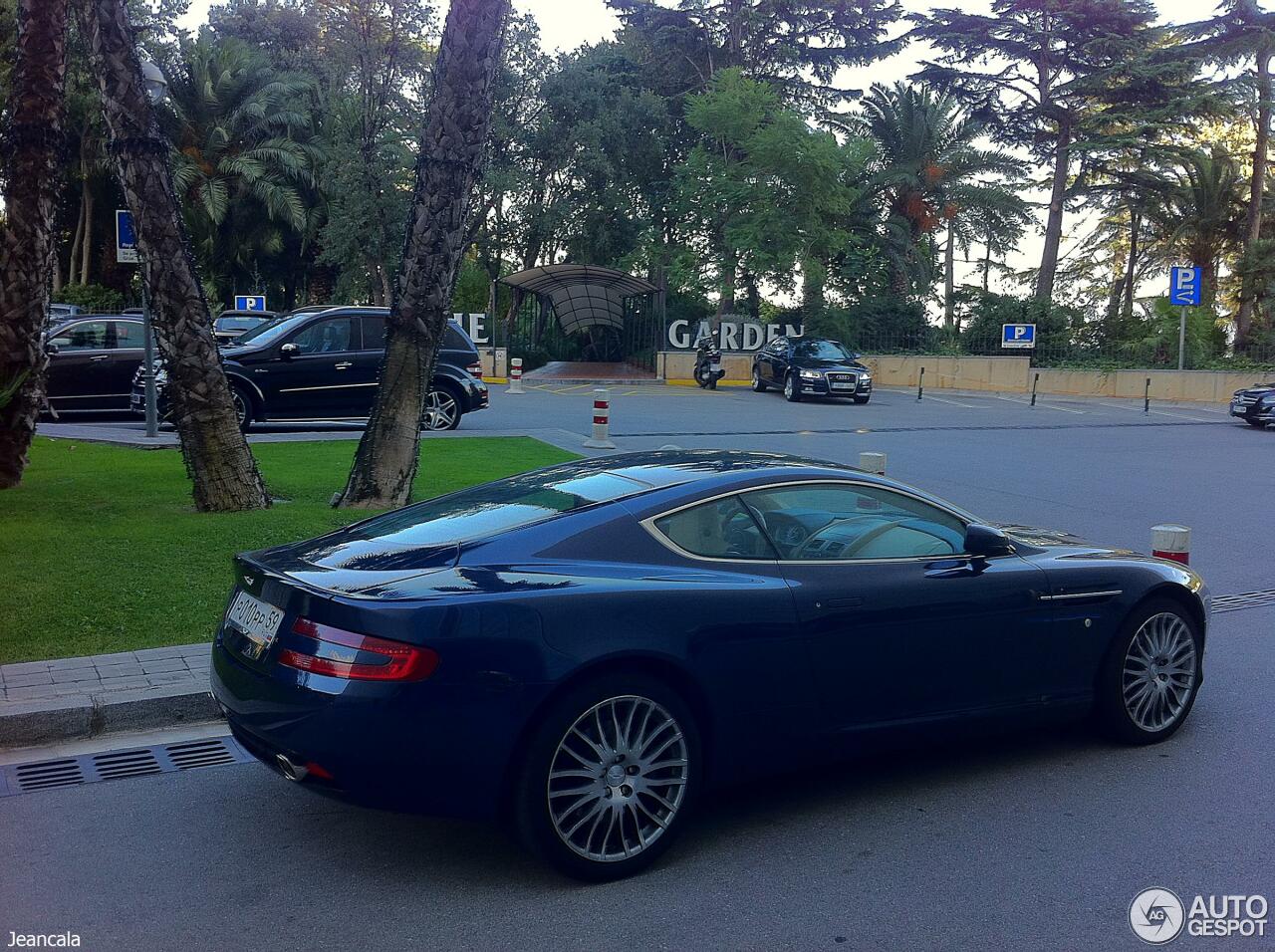 Aston Martin DB9