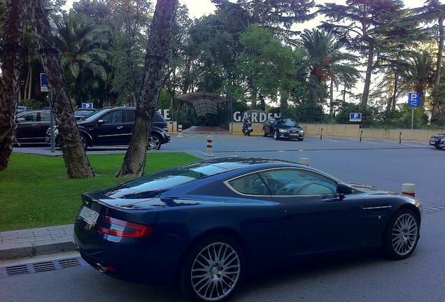 Aston Martin DB9