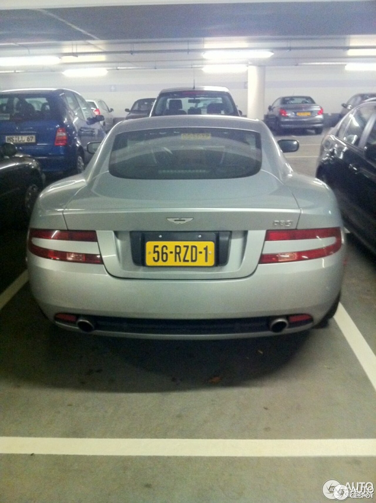 Aston Martin DB9