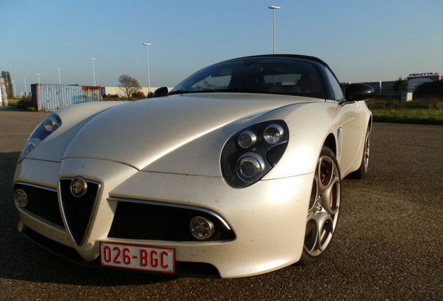 Alfa Romeo 8C Spider