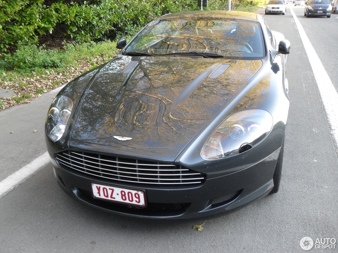 Aston Martin DB9