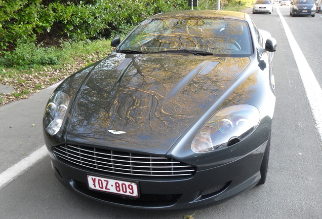 Aston Martin DB9