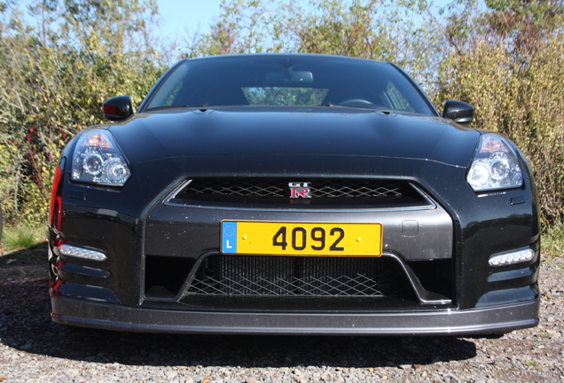 Nissan GT-R 2011