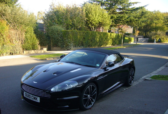 Aston Martin DBS Volante