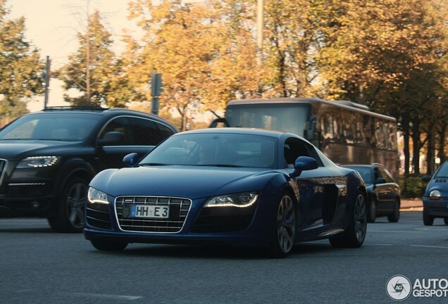 Audi R8 V10