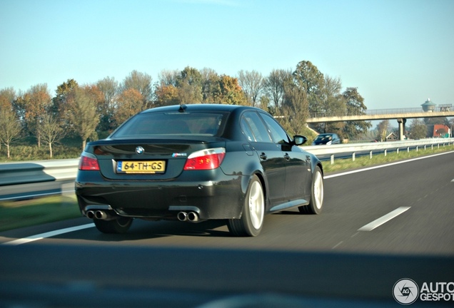 BMW M5 E60 2005