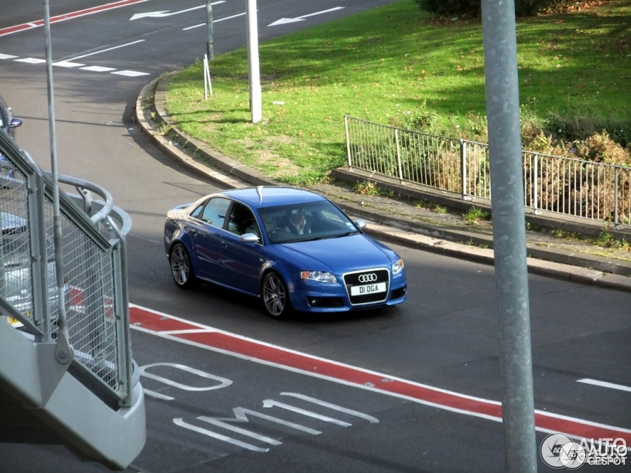 Audi RS4 Sedan