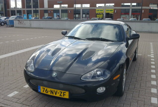 Jaguar XKR