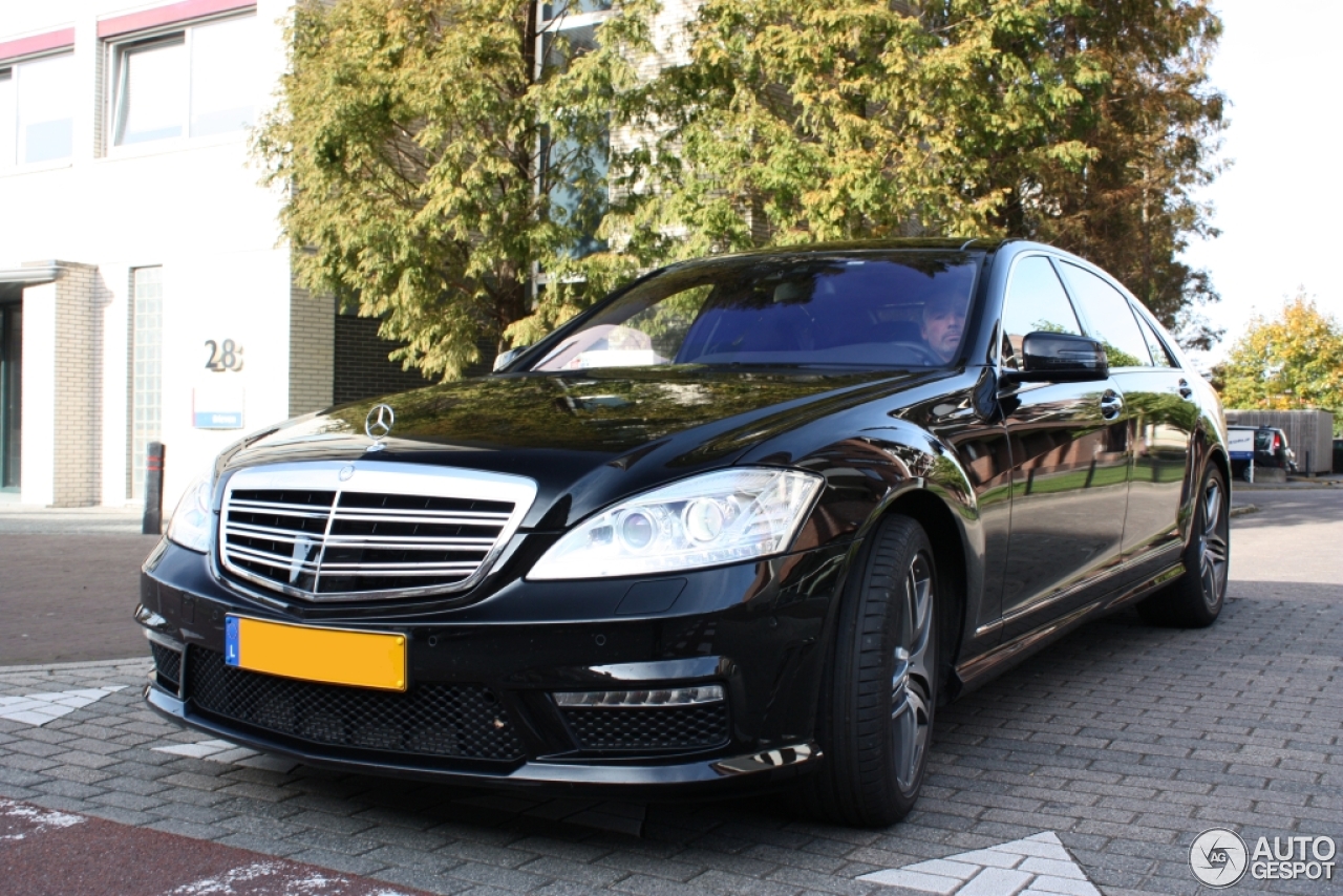 Mercedes-Benz S 65 AMG V221 2010