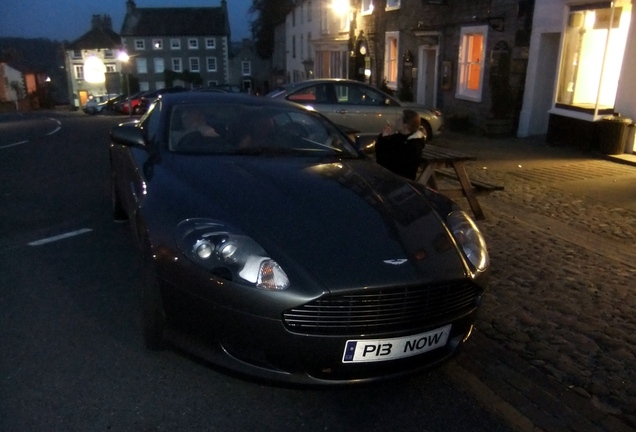 Aston Martin DB9