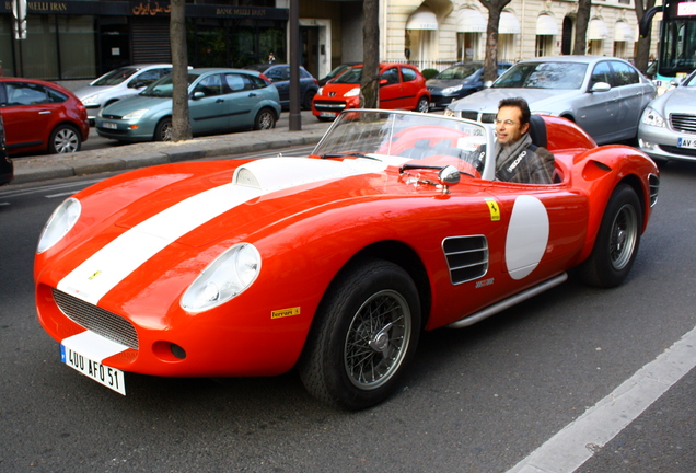 Ferrari 330 GT