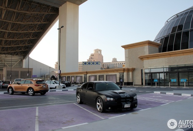 Dodge Charger SRT-8