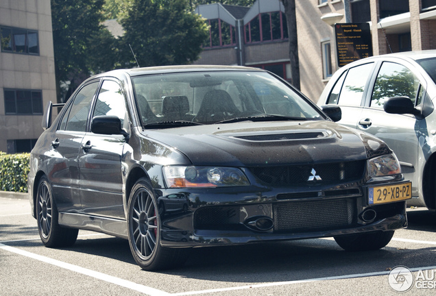 Mitsubishi Lancer Evolution IX