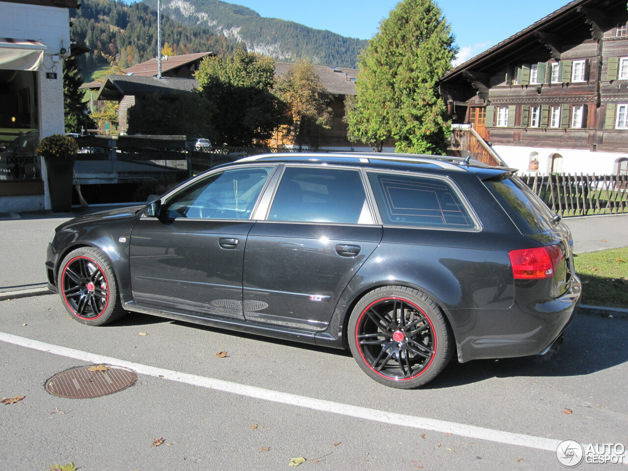 Audi RS4 Avant B7