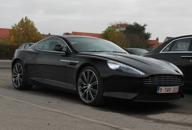 Aston Martin Virage 2011