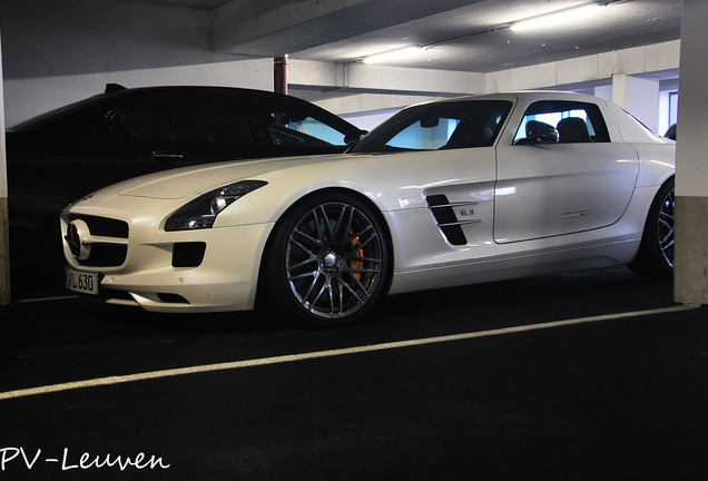 Mercedes-Benz SLS AMG