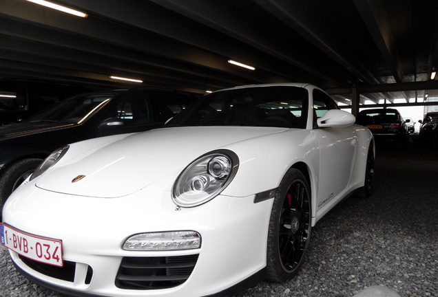 Porsche 997 Carrera GTS