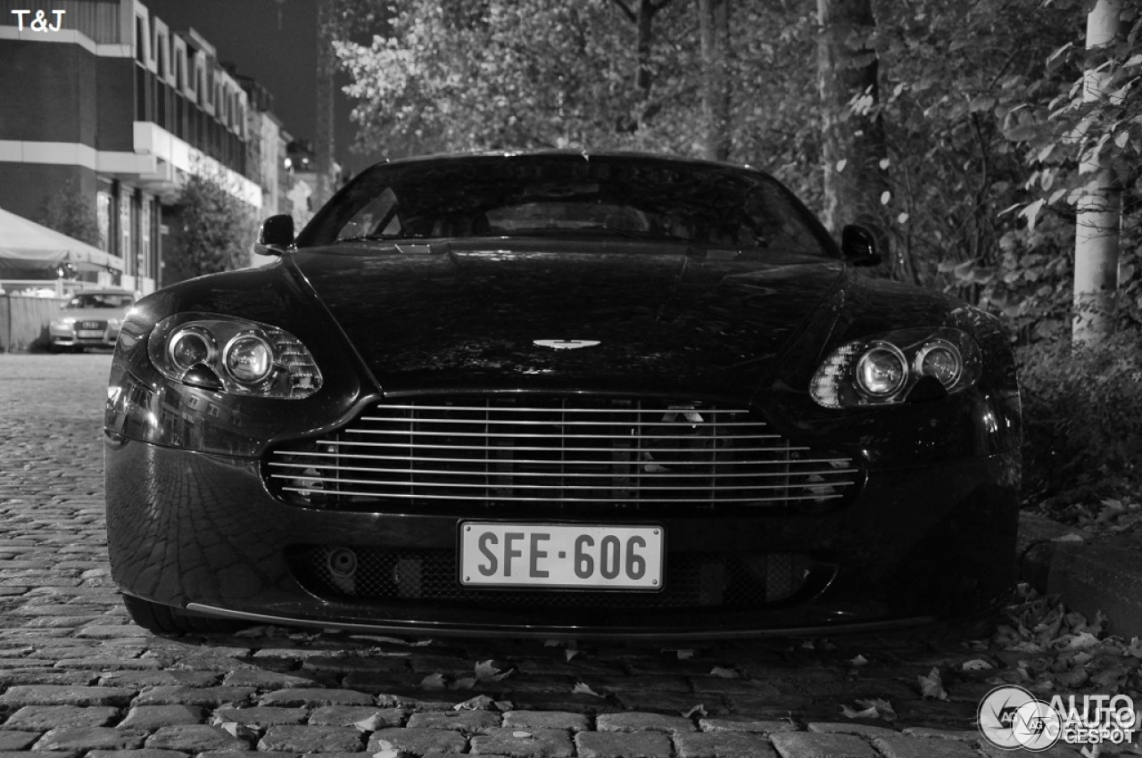 Aston Martin V8 Vantage