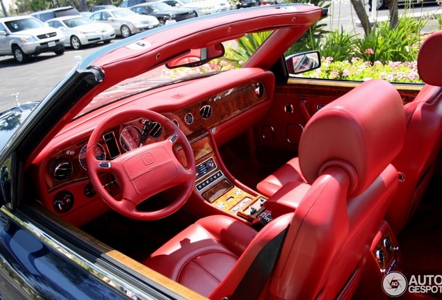 Rolls-Royce Corniche