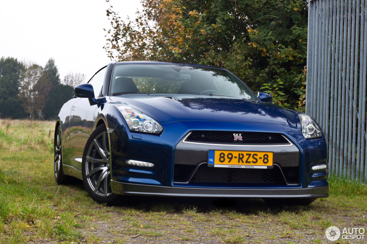 Nissan GT-R 2011