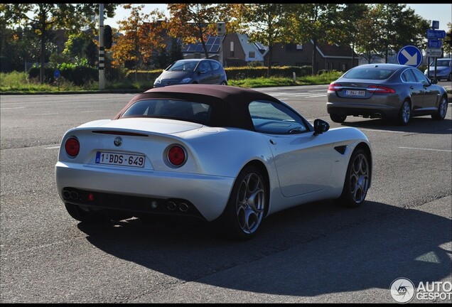 Alfa Romeo 8C Spider