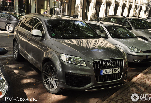 Audi Q7 V12 TDI