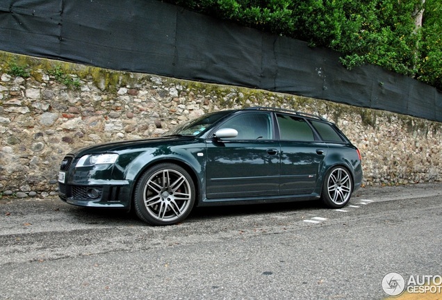 Audi RS4 Avant B7