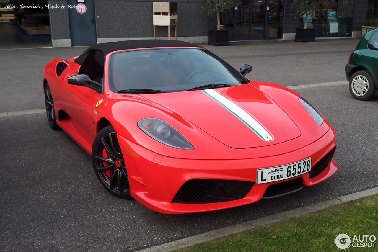 Ferrari Scuderia Spider 16M