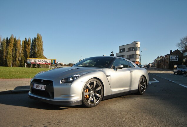 Nissan GT-R