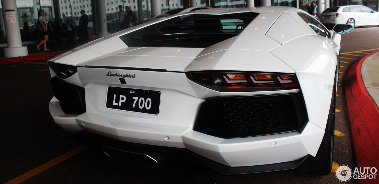 Lamborghini Aventador LP700-4